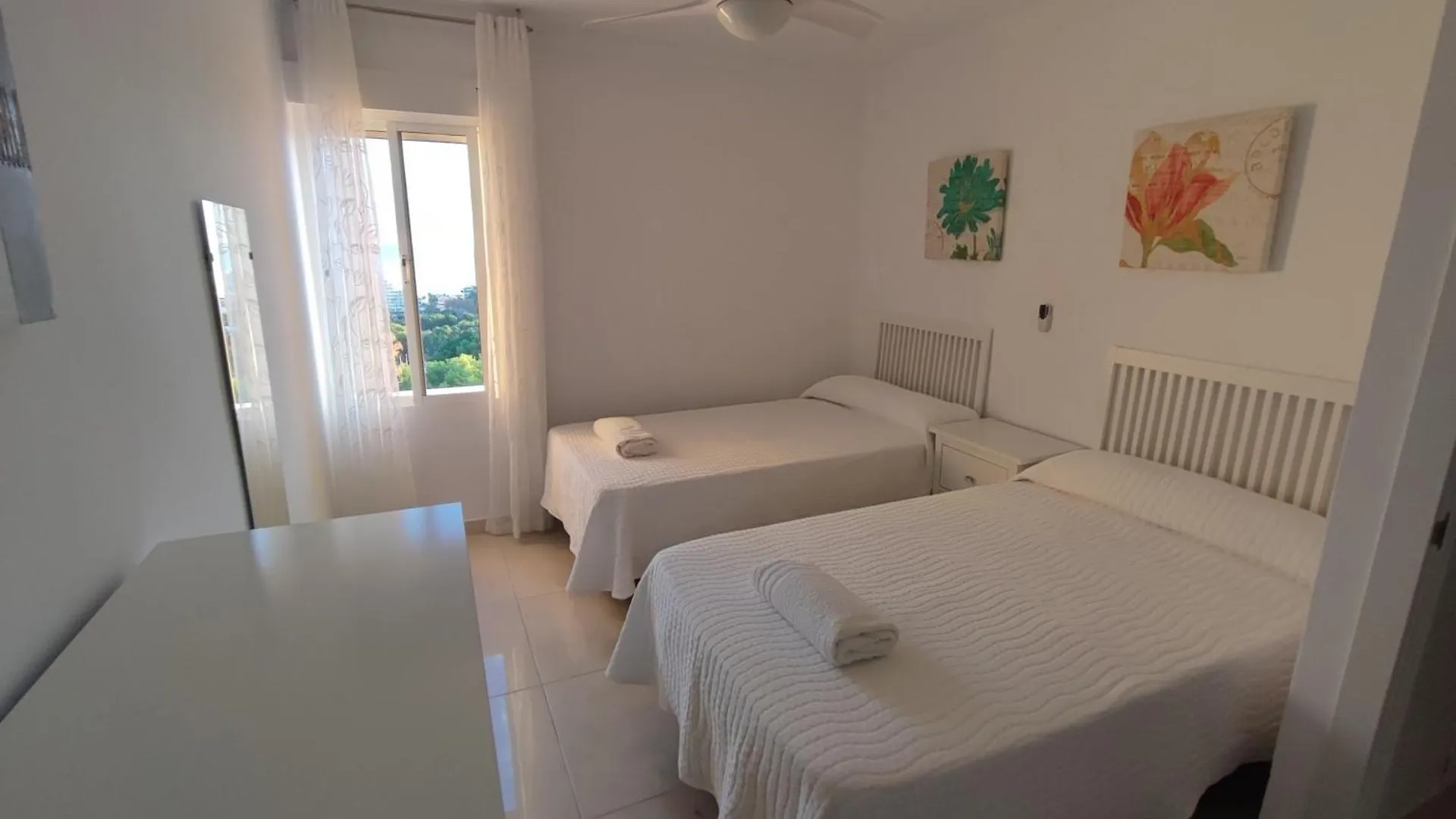 Hercules Paradise 531 Apartamento Con Vistas Al Mar Mediterraneo En Benalmadena A Pasos Del Centro Y Su Vibrante Zona Comercial Disfruta De Una Experiencia Unica En La Costa Del Sol Malaga Andalucia Well-Connected To The Airport Apartment